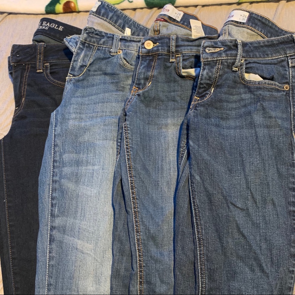 Bundle Of Jeans!!❤️ SOLD!!!